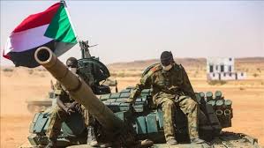 والي الشمالية يشهد حفل وداع قائد الفرقة ١٩ مشاة 13 والي الشمالية يشهد حفل وداع قائد الفرقة ١٩ مشاة
