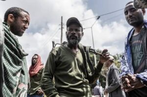 على حافة السقوط.. آبي أحمد يواجه حصاراً خانقاً!! 3 على حافة السقوط.. آبي أحمد يواجه حصاراً خانقاً!!
