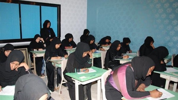 الطالبات يحرزن المراكز الاولى في الشهادة السودانية وغياب ذكر الأمهات 11 574