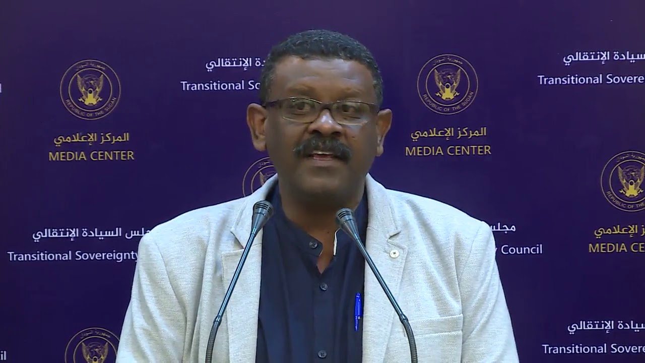 أيمن خالد