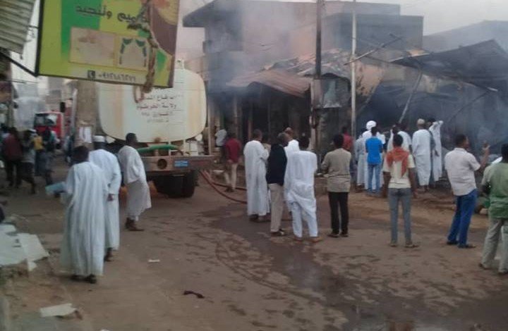 70 مليار جنيه حصيلة خسائر سوق شهير بالنيل الأزرق 17 حريق سوق امدرمان6 720x470 1