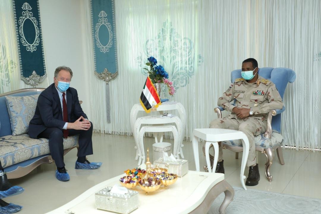 حميدتي والغذاء