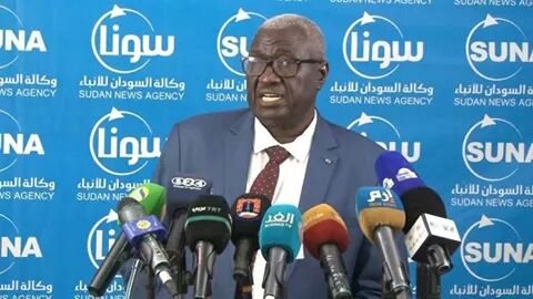 وزير التنمية الاجتماعية يوجه الزكاة بمعالجة أفرازات المعالجات الأقتصادية 17 FB IMG 1616578827578