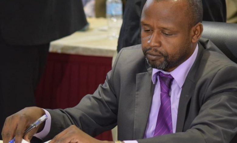 د. الهادى ادريس