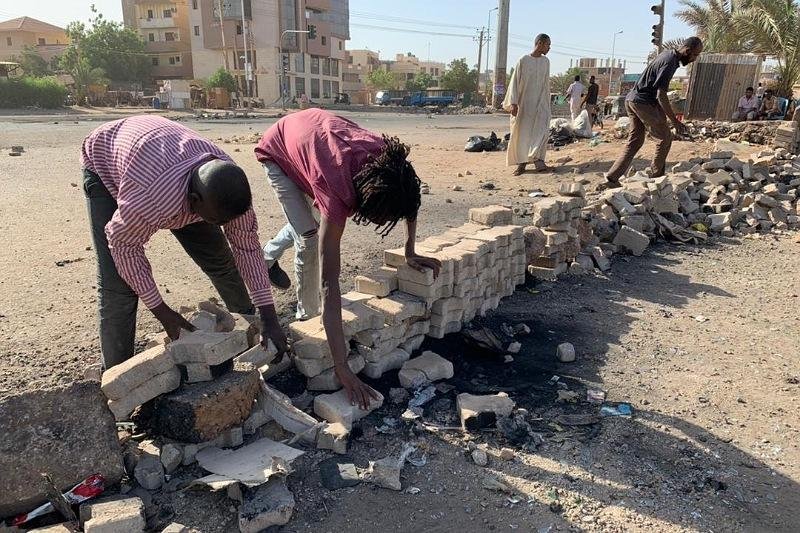 لهذا السبب تم رفع اعتصام شارع الستين 17 0000 11