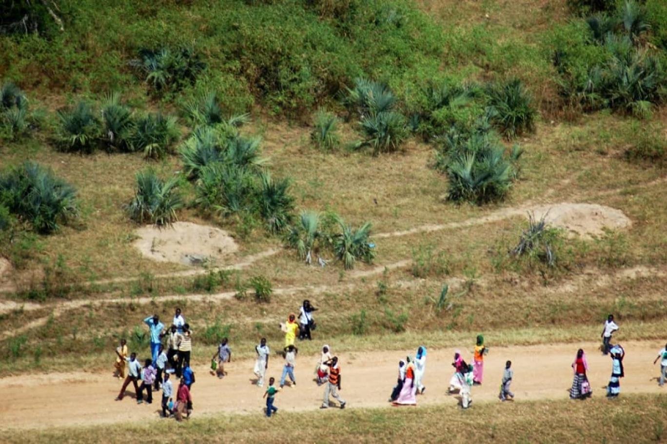 وفات العشرات وفرار المئات الى السودان اثر تجدد القتال بين قبائل اثيوبية 15 292501 487882617