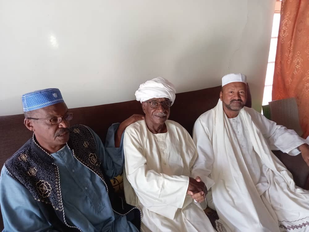 مبادرة لعلاج الفنان صديق أحمد 14 IMG 20210522 WA0034