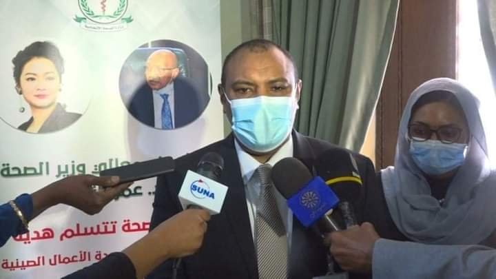 سيدة أعمال صينية تقدم دعماً لوزارة الصحة الإتحادية 17 IMG 20210614 WA0000