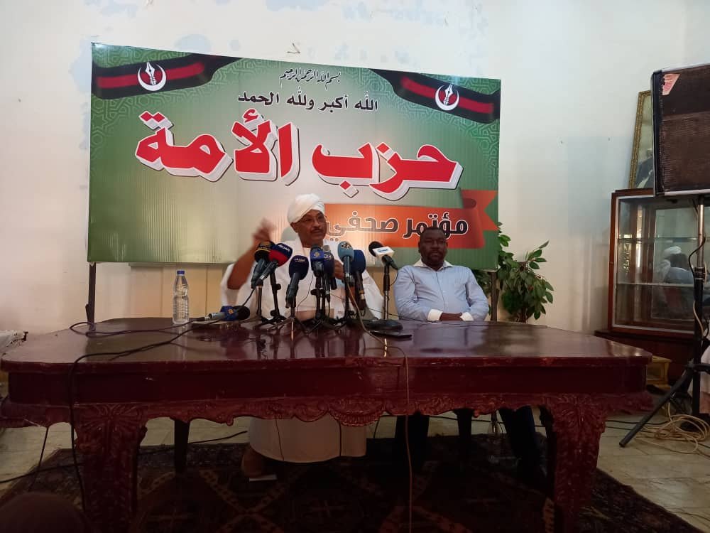 مبارك الفاضل يطالب حمدوك بالتنحي 16 IMG 20210616 WA0062