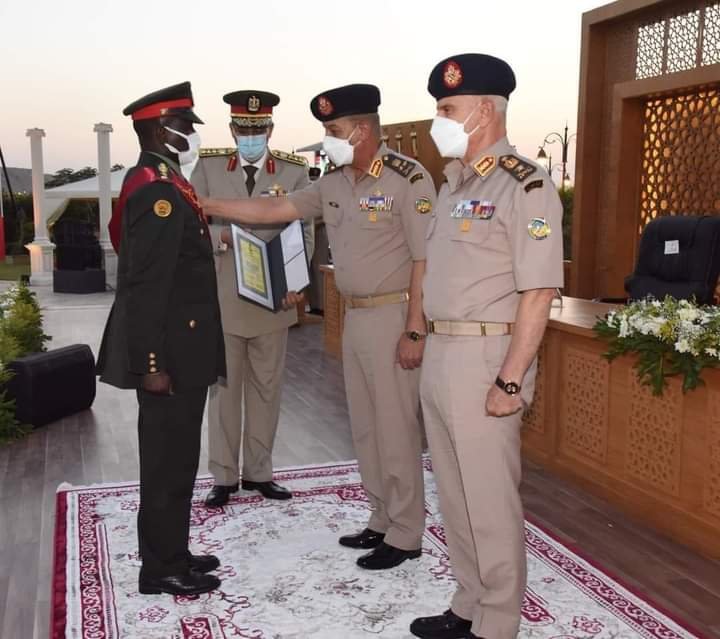 ضابط سوداني يحقق سابقة بكلية عسكرية مصرية 17 IMG 20210622 WA0000