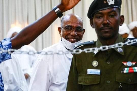 محامي البشير يكشف آخر تطورات الوضع الصحي للمعزول 18 IMG 20210627 WA0014