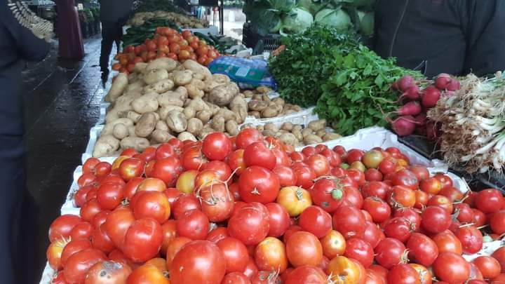 ارتفاع اسعار الطماطم وندرة في الجزر بسوق الخُضَر بالخرطوم 14 FB IMG 1628501268558