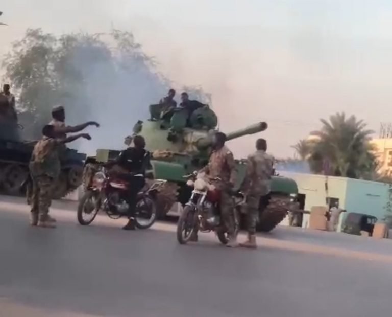 خبراء يستبعدون نجاح الانقلابات العسكرية ويرجحون الانهيار للشعب 15 IMG 20210921 WA0012