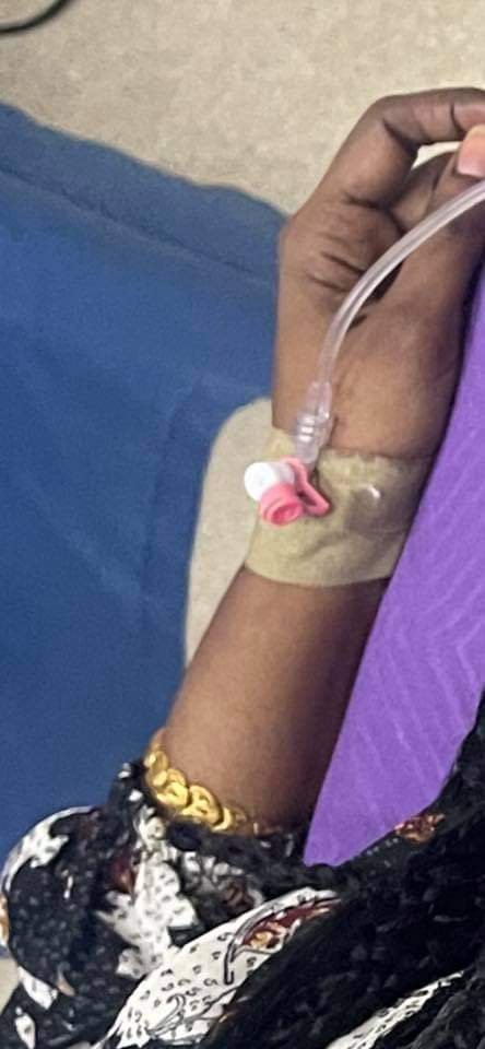 مذيعة شهيرة تتعرض لإغماء في محل تجاري 11 IMG 20211018 WA0008