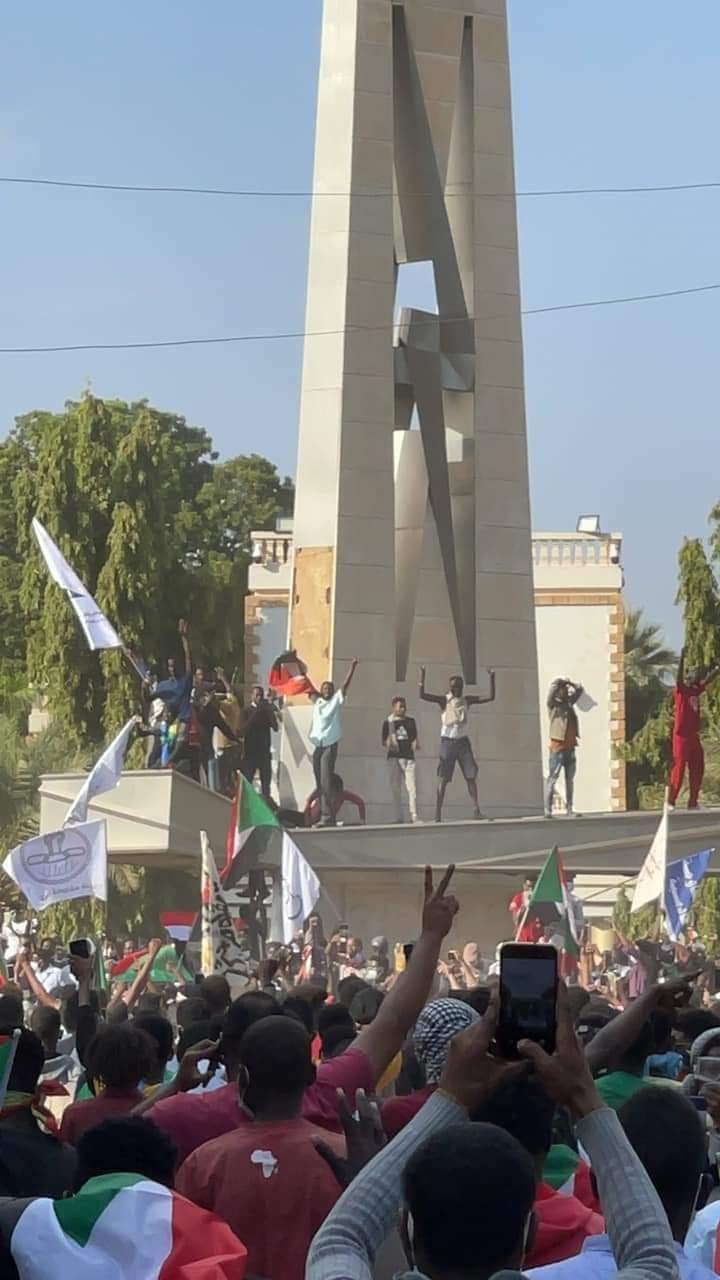 عاجل..انباء عن وقوع شهيدين في محيط القصر 18 IMG 20211219 WA0012