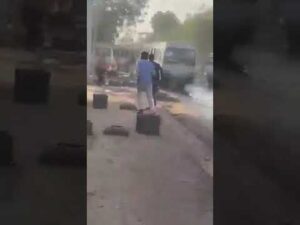 الطيران يشن هجمات مكثفة بالسوق العربي وتوتي 12 الطيران يشن هجمات مكثفة بالسوق العربي وتوتي