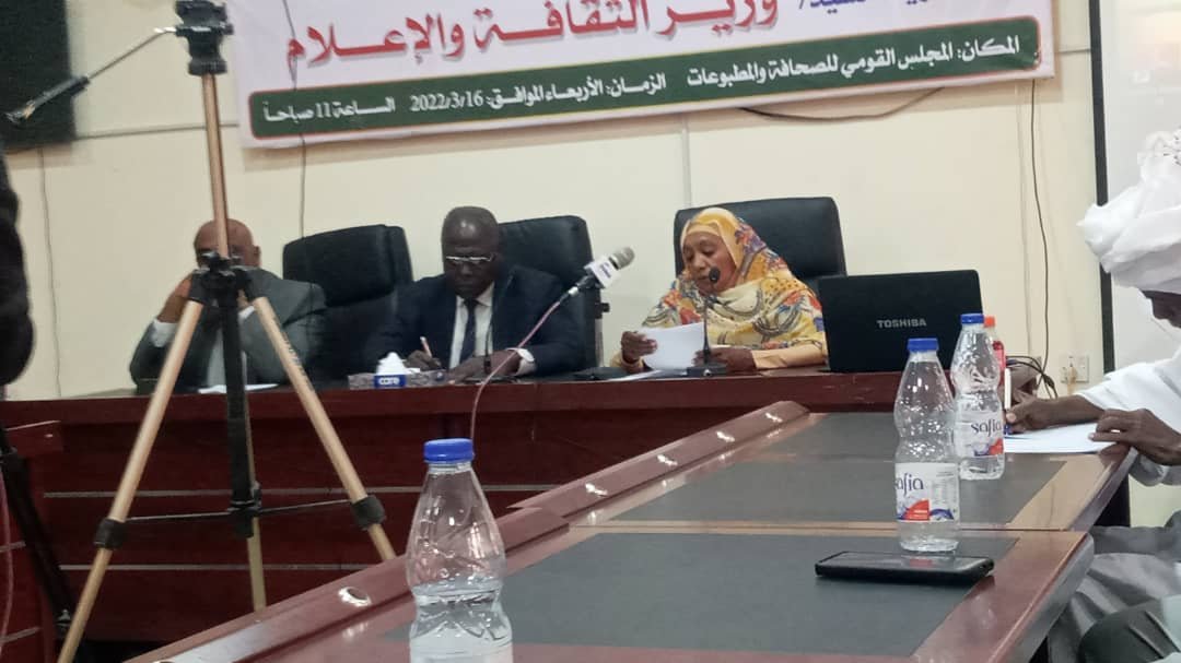 مديرة مركز الحكمة للخدمات الصحفية ..ماذا قالت في حفل التدشين 14 IMG 20220316 WA0001