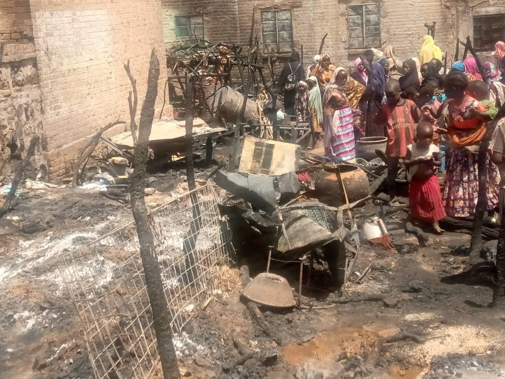 حريق في مركز الإيواء للنازحين بغرب دارفور 16 IMG 20220320 WA0011