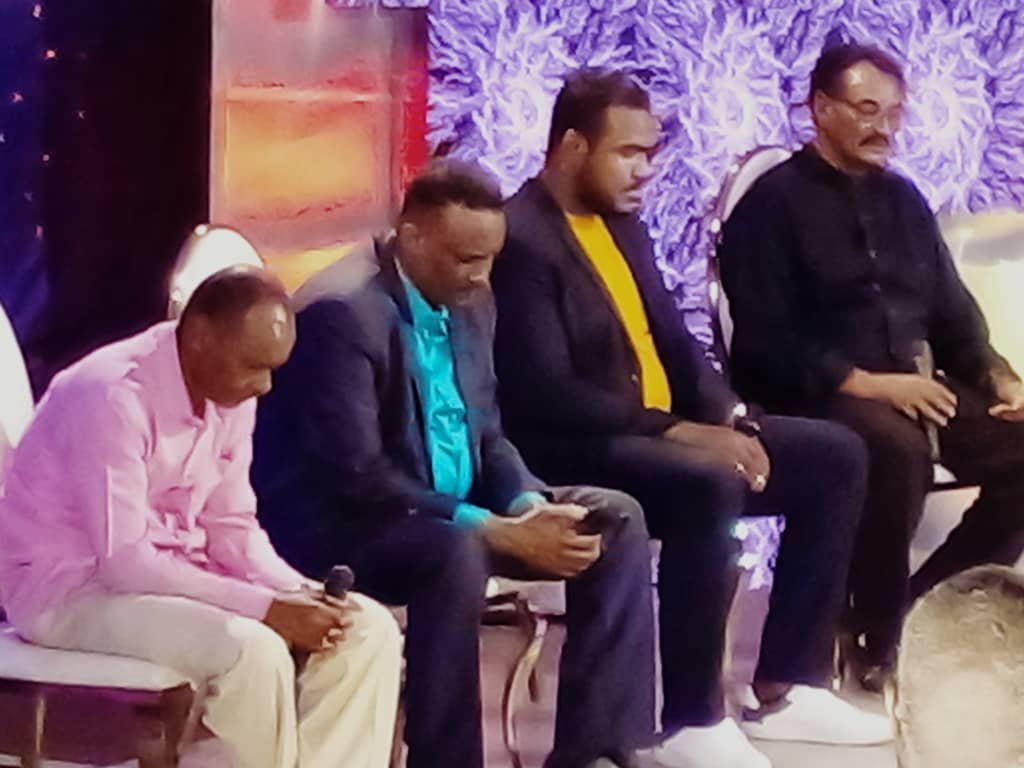 أمجد السراج يشدو باغنيات ابن البادية في رمضان على قناة الخرطوم.. 14 IMG 20220325 WA0063