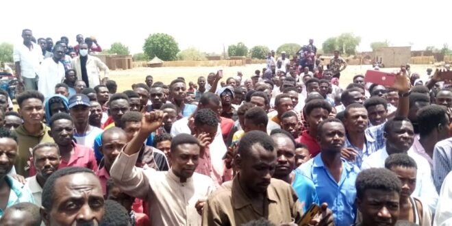 اعتصام ابو كرشولا يدخل يومه الثاني 16 3BAD99E6 8375 4CF2 A87E 4C6552E2F326 660x330 1