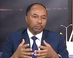 خبراء يضعون روشتة إستراتيجية لبناء السودان 14 عادل عبدالعزيز الفكي