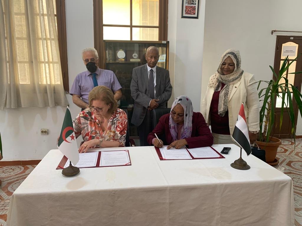 السودان والجزائر يوقعان محضر اجتماع الدورة الثالثة للجنة الفنية المشتركة 15 IMG 20220701 WA0009
