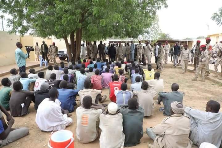 القبض على ١٧٧ متفلتا بمنطقة آزرني وترحيلهم إلى سجن بورتسودان 14 IMG 20220727 WA0049 1
