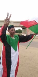 مشجع يصل الخرطوم سيرا علي الأقدام من الحصاحيصا لتشجيع المنتخب 12 IMG 20220901 WA0027