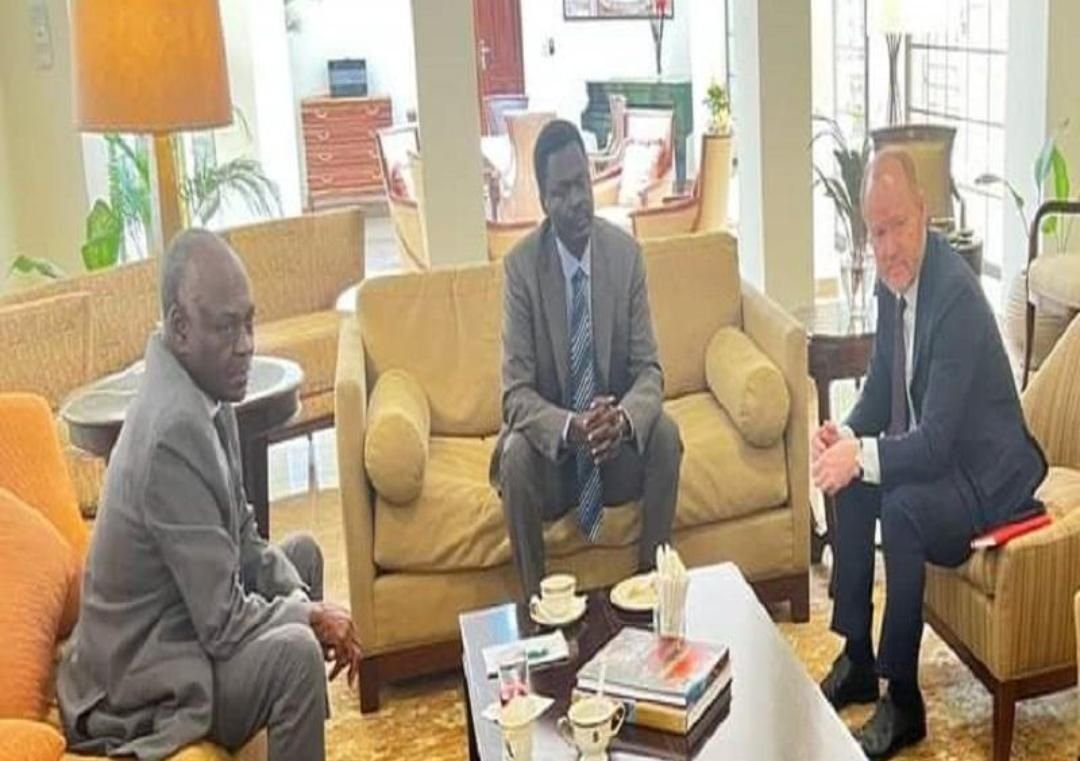 تفاصيل لقاء السفير الأمريكي بمناوي 15 IMG 20220907 181650 135