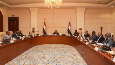 الإجتماع المشترك لمجلسي السيادة والوزراء يجيز موازنة الدولة للعام ٢٠٢٣م 15 FB IMG 1675263276945