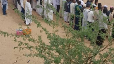 في موقف مهيب..العشرات يشيعون سائقا توفي في حادث 15 IMG 20230903 WA0009