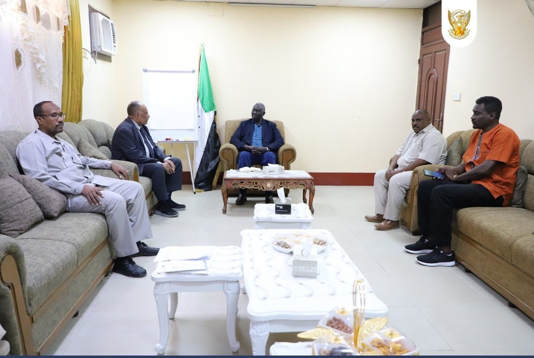 تفاصيل لقاء بين عقار ووزير التعليم العالي 11 1 e1706377149521