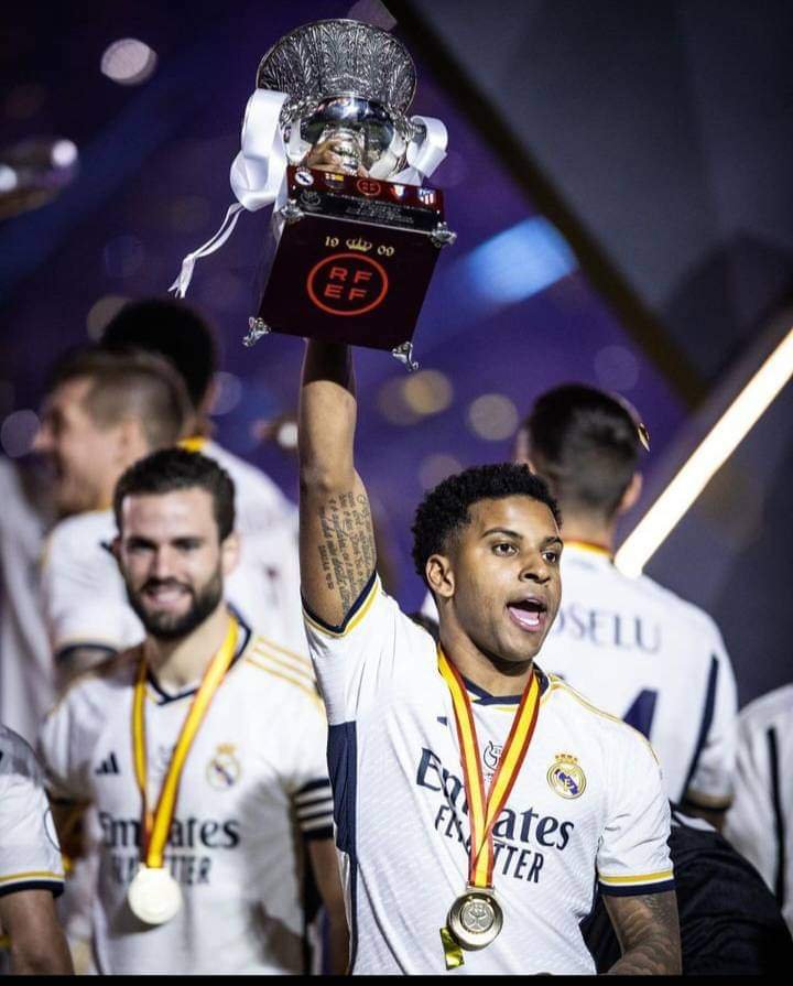 كروس يخالف لاعبي ريال مدريد 11 IMG 20240116 WA0001