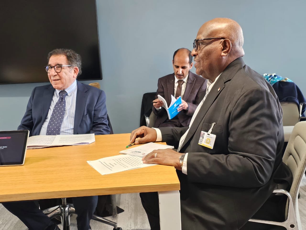 تفاصيل لقاء وزير العدل بالخبير المعين لحقوق الإنسان في السودان 11 IMG 20240228 WA0397