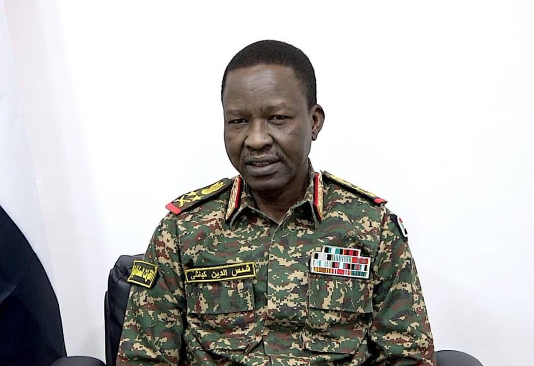 بعد اقتحام قوة مدججة بالسلاح القسم الشمالي.. الكباشي يلتقي مدير قوات الشرطة!!