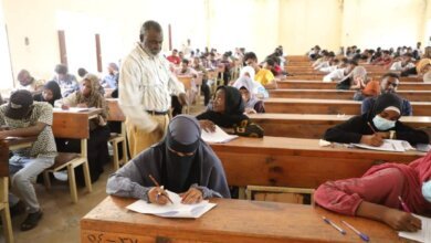 طلاب جامعة المغتربين يجلسون للامتحانات بالقضارف. 15 IMG 20240421 WA0005
