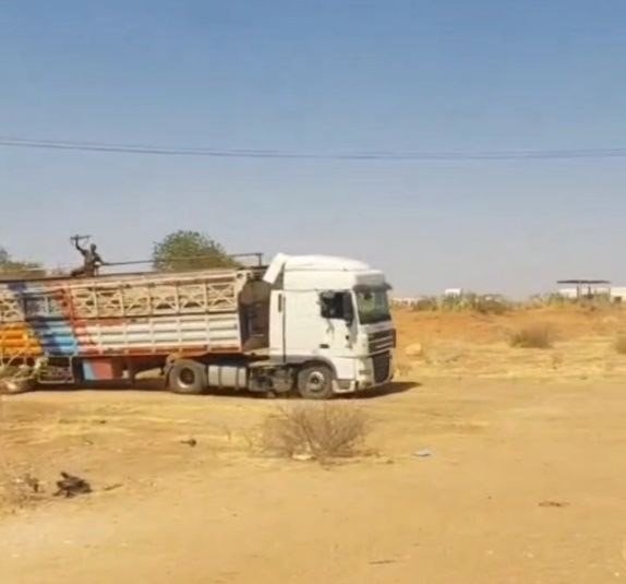 الجيش تسترد شاحنة نهبتها المليشيا من الأبيض 11 عربة الابيض