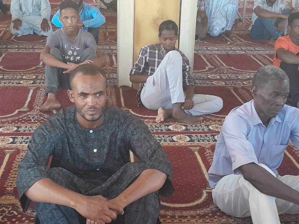 نجوم المريخ يؤدون الصلاة في مسجد النادي 11 IMG 20240512 WA0376