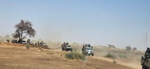 مصادر:الجيش يحكم حصاره على مواقع مهمة