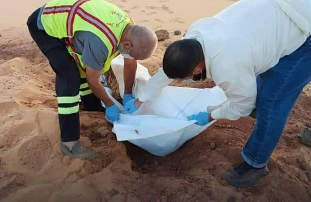 العثور على جثة سوداني في الصحراء الليبية 11 IMG 20240610 WA0102