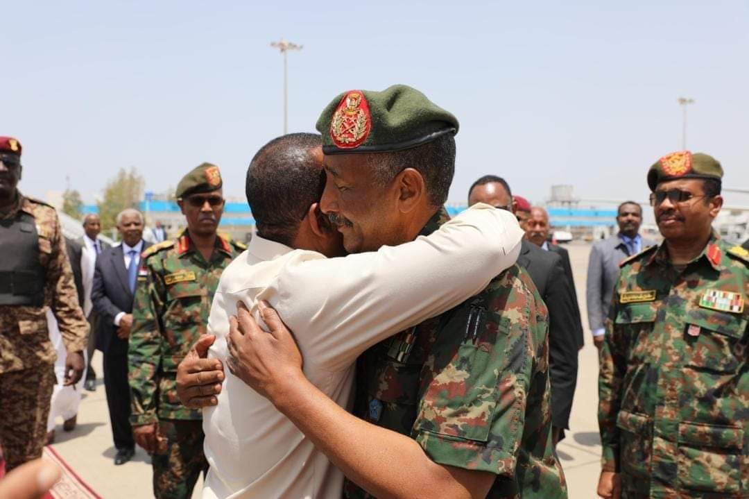 آبي أحمد في بورتسودان.. أصل الحكاية من الألف إلى الياء 11 IMG 20240709 WA0571