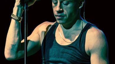 Macklemore The Heist Tour 1 cropped