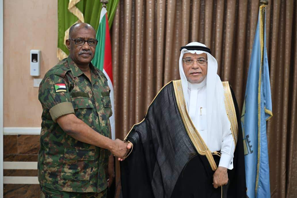 والي البحر الأحمر يلتقي السفير السعودي..ماذا هناك؟ 11 IMG 20240904 WA0004
