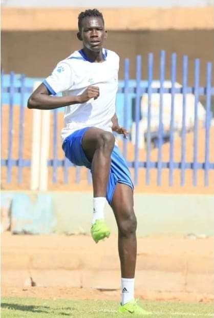 لاعب جديد ينضم لمعسكر الهلال 11 dc7ac1c2 3981 4ca3 b9de e789ef9792e2