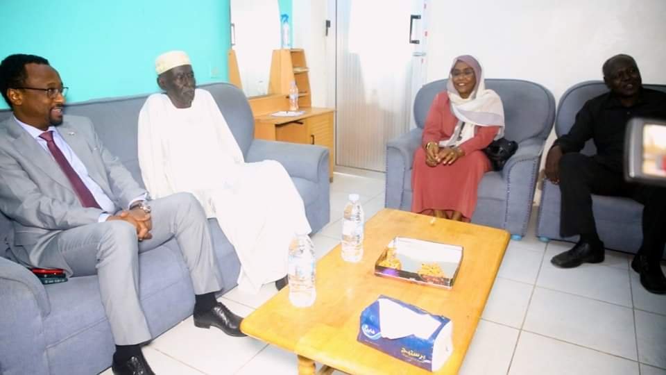 الإعيسر يزور هذا الفنان..اليك التفاصيل