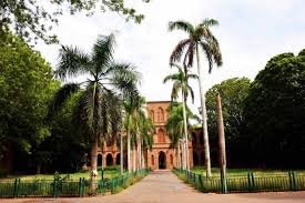 جامعة الخرطوم تنفي 13 جامعة الخرطوم تنفي