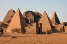 شارل بونييه مصدوم لتدمير الآثار السودانية