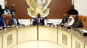 الحكومة تتجه لإحداث ثورة بالخدمة المدنية