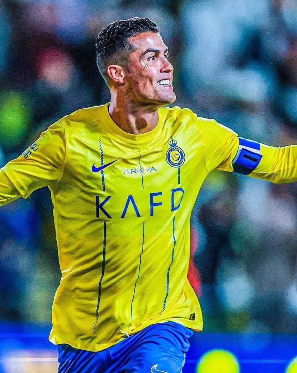 لاعب سعودي يكشف عن علاقة رونالدو بالإسلام 11 794c80c1 9604 4ce3 84ab 9eaeabb4f4c9