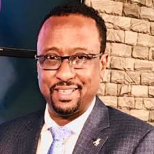 الإعيسر يدعو وسائل الإعلام لتقصي الحقائق على أرض الواقع